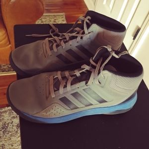 Men's Adidas high top shoes